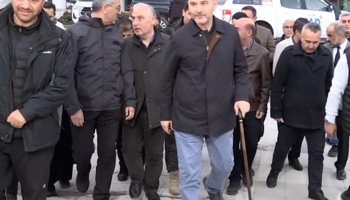 Süleyman Soylu rahatsızlığı sonrası ilk kez görüntülendi! Elinde bastonla yürüdü…